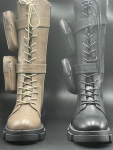 Combat boots with pockets